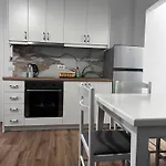 The Gwen Apartment